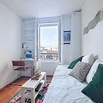 Bright Studio In The Marais